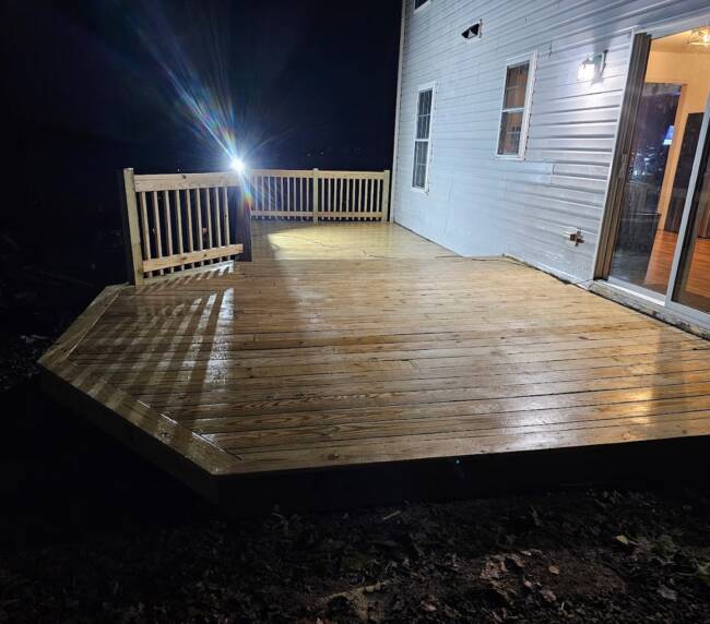 New deck constructed by Lexington Contracting